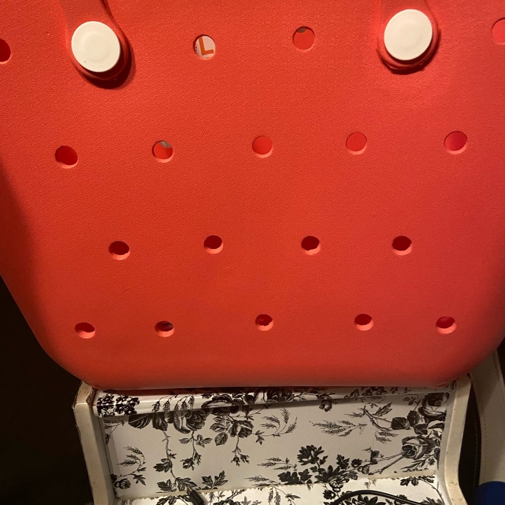 Brand new beach bag already decorated large size coral in color - Picture 4 of 4